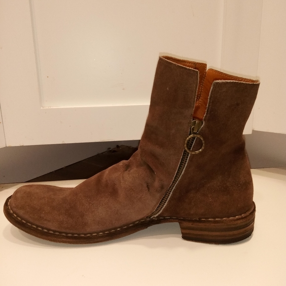 Fiorentini & Baker Men's Brown Suede Leather Side Zip Ankle Boots 10.5 Like New - Picture 2 of 7